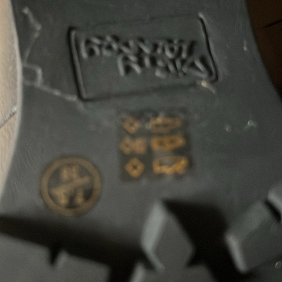 Brand new dirty laundry shoes - Picture 3 of 5